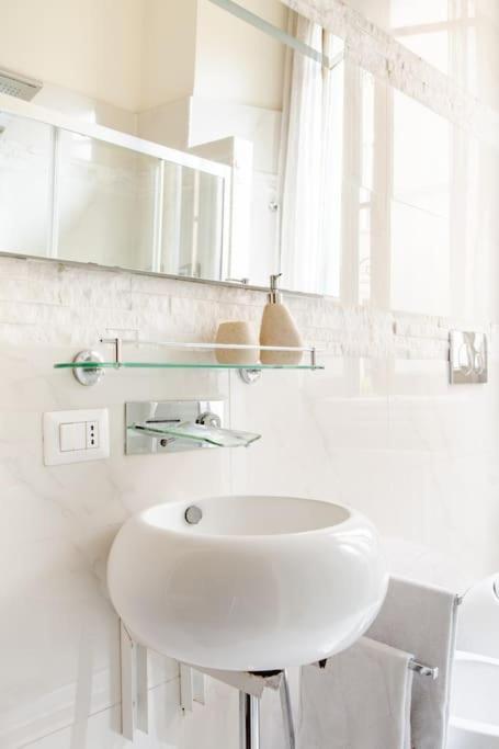 Exquisite Stay Via Crema Mailand Exterior foto